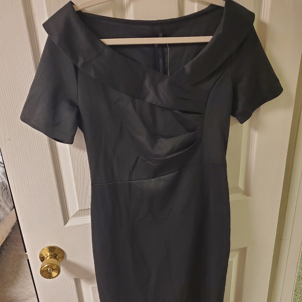Black scoop neck pencil dress